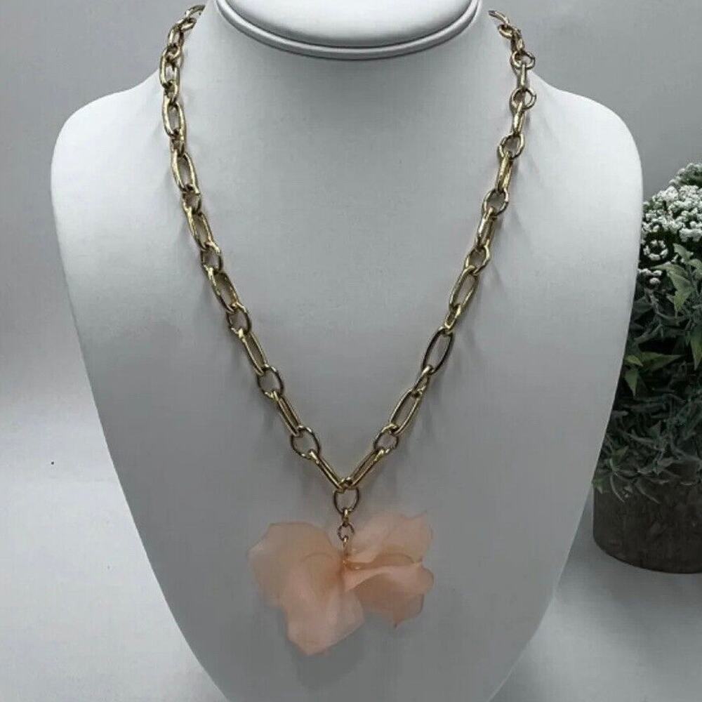 Ann Taylor Gold Tone Link Chain‎ Necklace with Peach Lotus Flower Pendant